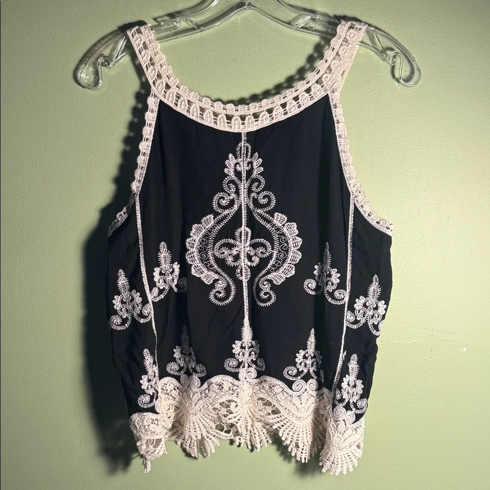 Ultra Pink Black Tank Top with White Crochet & Embroidery - Picture 6 of 11